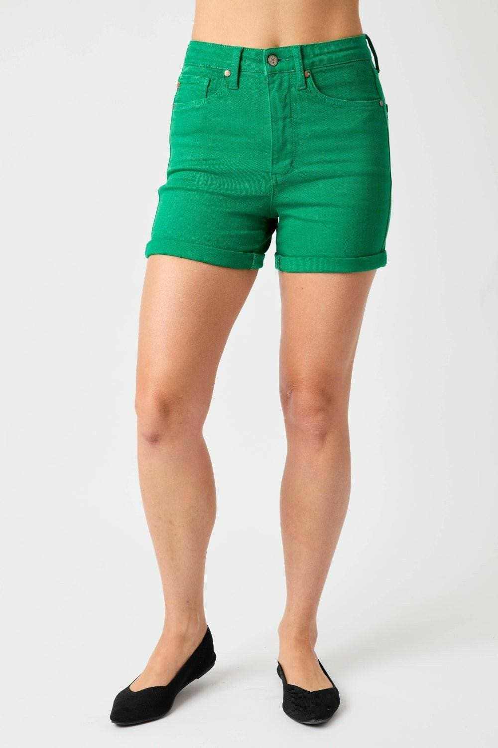 Sculpting denim shorts in vibrant colors - Love Salve